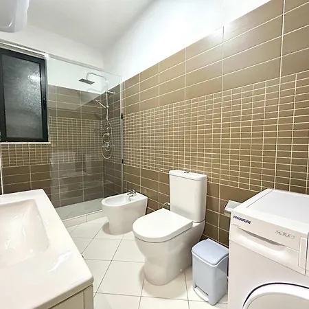 Sea Charm Retreat C16 Голем