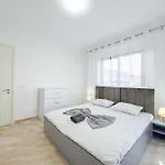 Sea Charm Retreat C16 * Golem (Tirana)